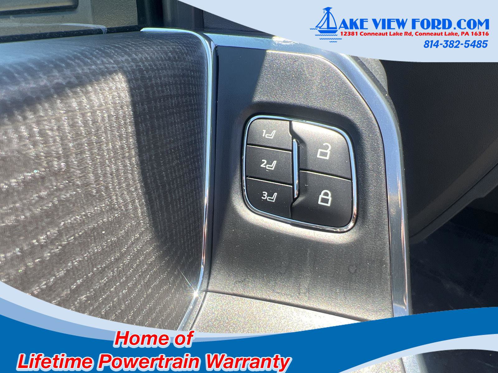 New 2025 Ford F350 Platinum w/ FX4 Off-Road Package image 15