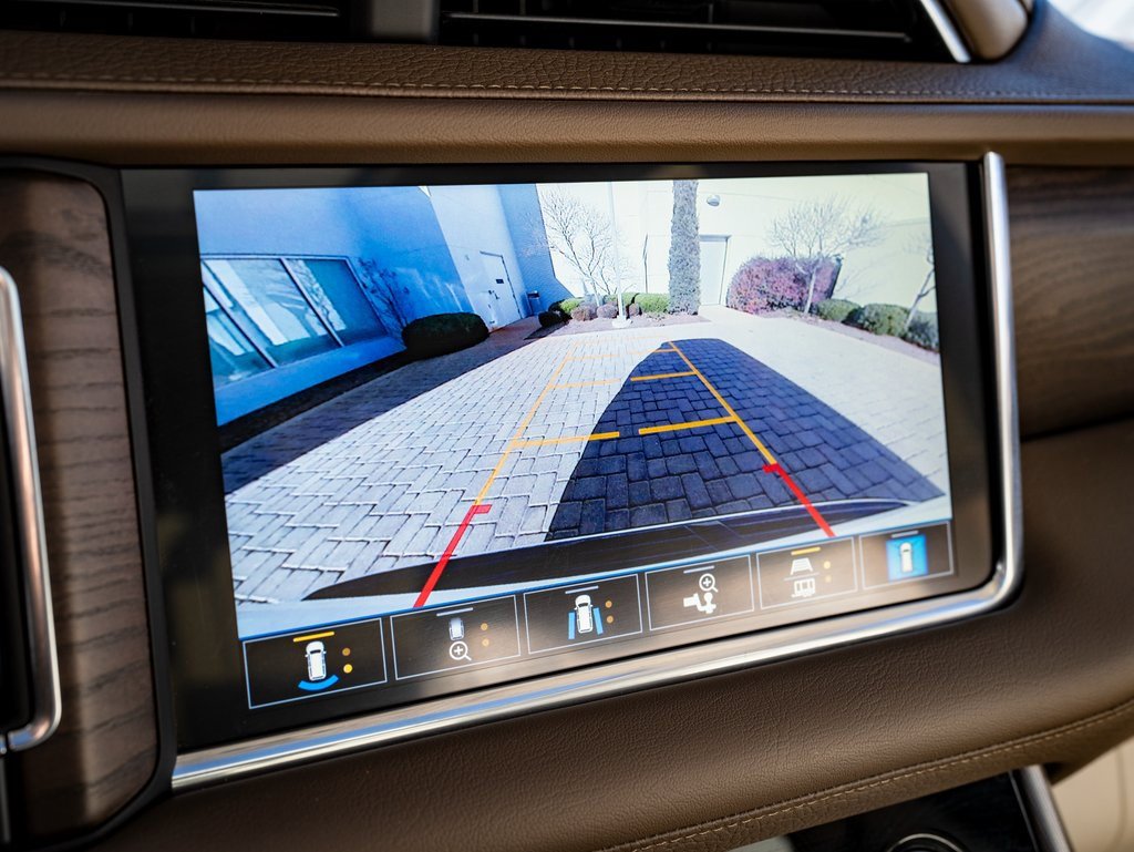 Used 2021 GMC Yukon XL Denali image 33