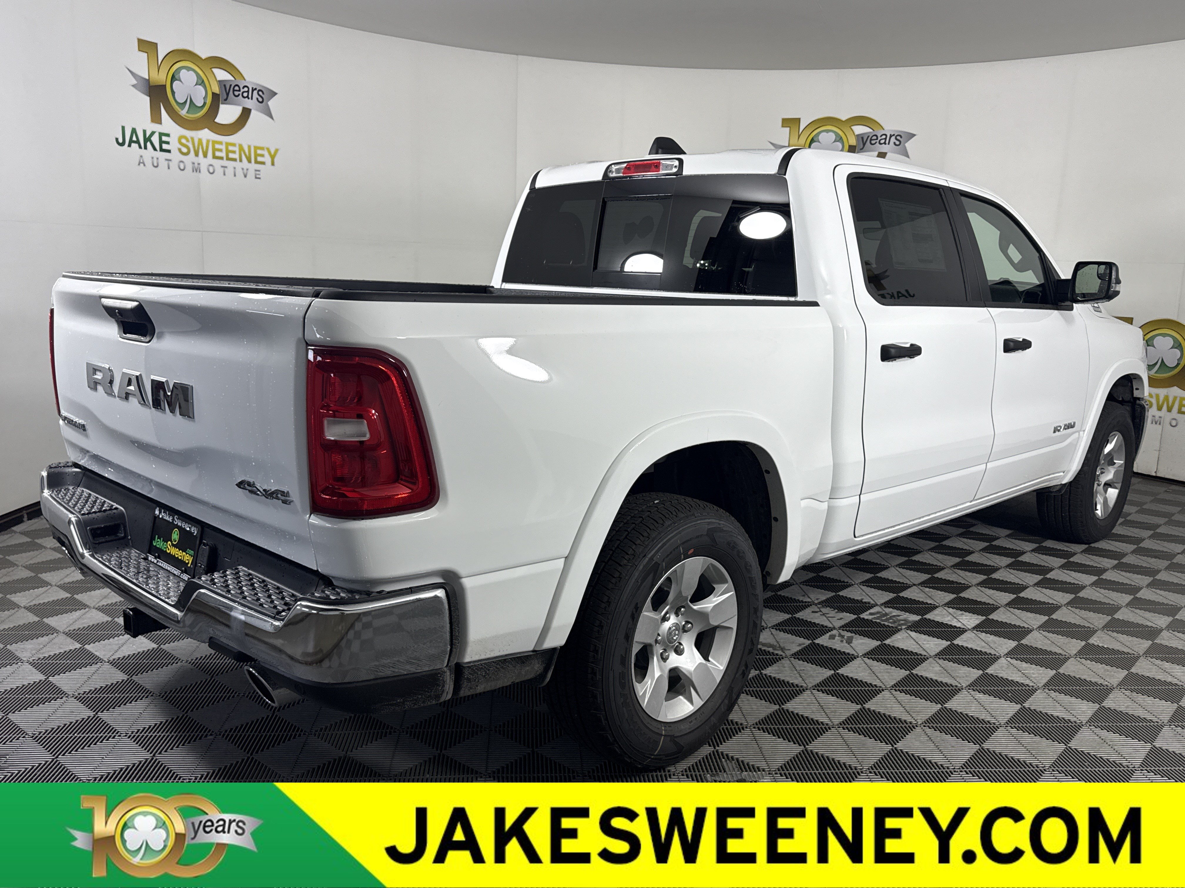 New 2026 RAM 1500 Big Horn AWD/4WD image 10