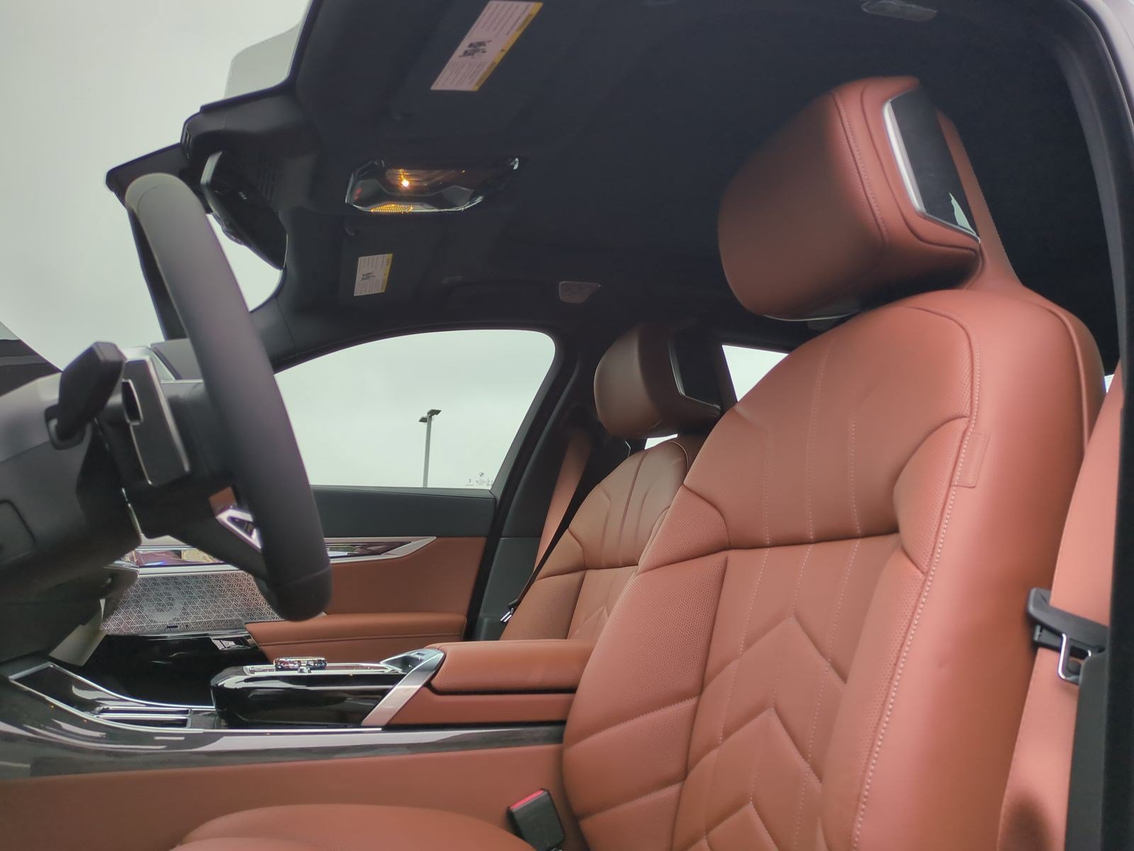 New 2026 BMW 760i xDrive w/ Executive Package AWD/4WD image 15