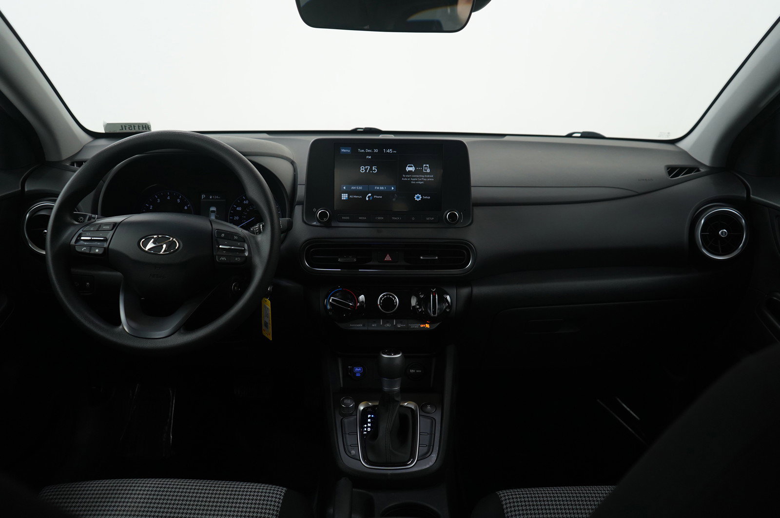 Used 2023 Hyundai Kona SE image 13