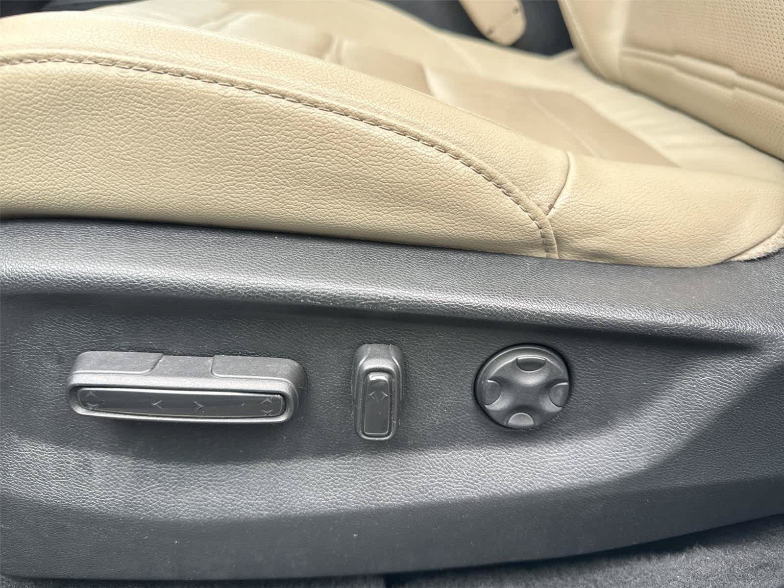 Used 2019 Honda CR-V EX-L image 14