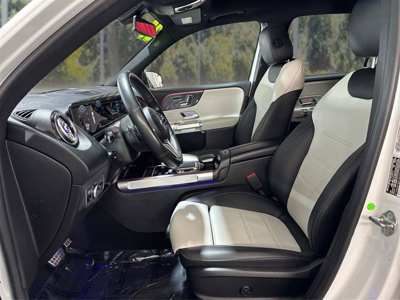 Used 2020 Mercedes-Benz GLB 250 4MATIC image 9