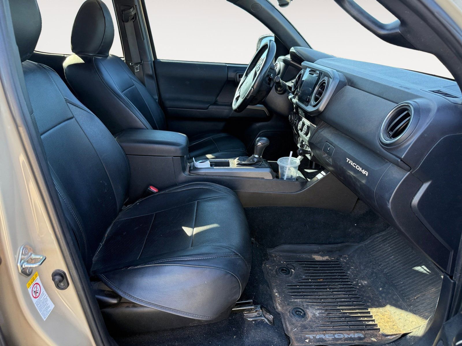 Used 2019 Toyota Tacoma TRD Sport image 15