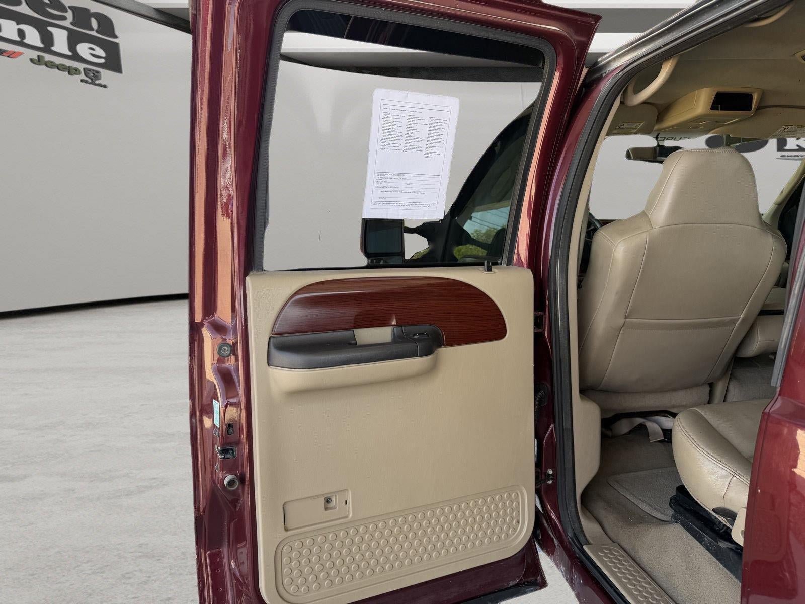 Used 2007 Ford F250 4x4 Crew Cab Super Duty image 7