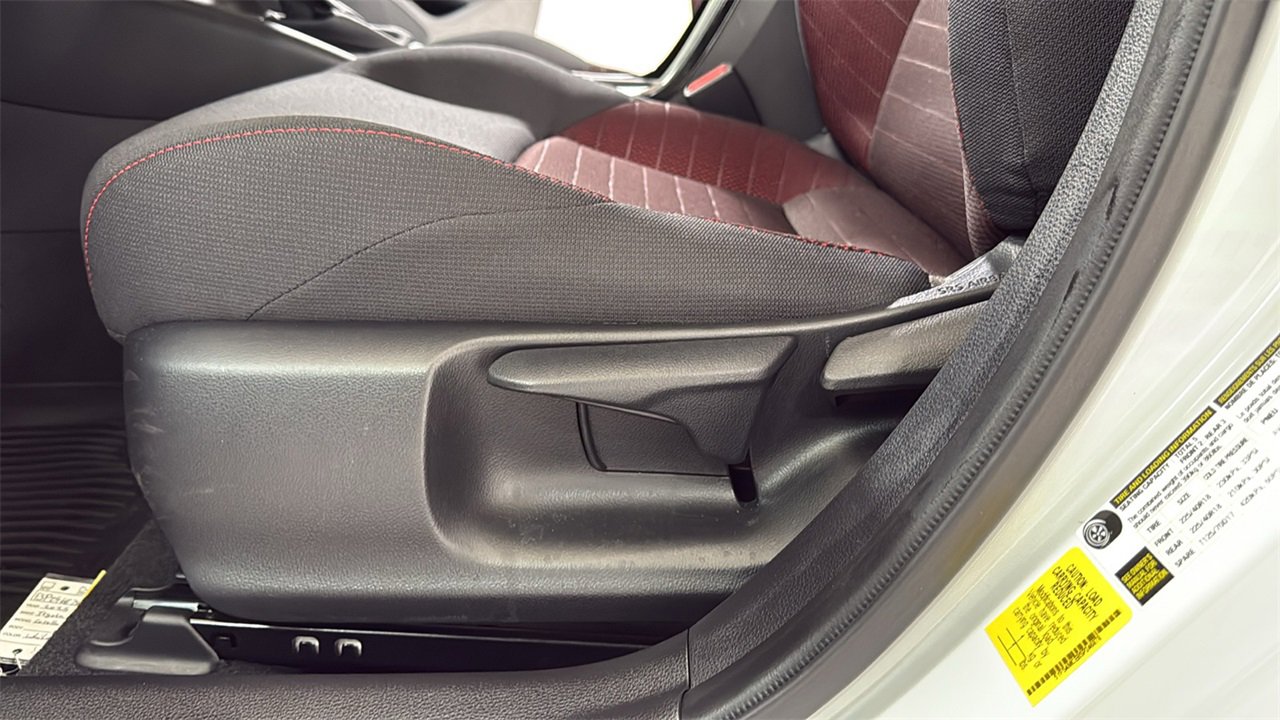 Certified 2025 Toyota Corolla SE image 14