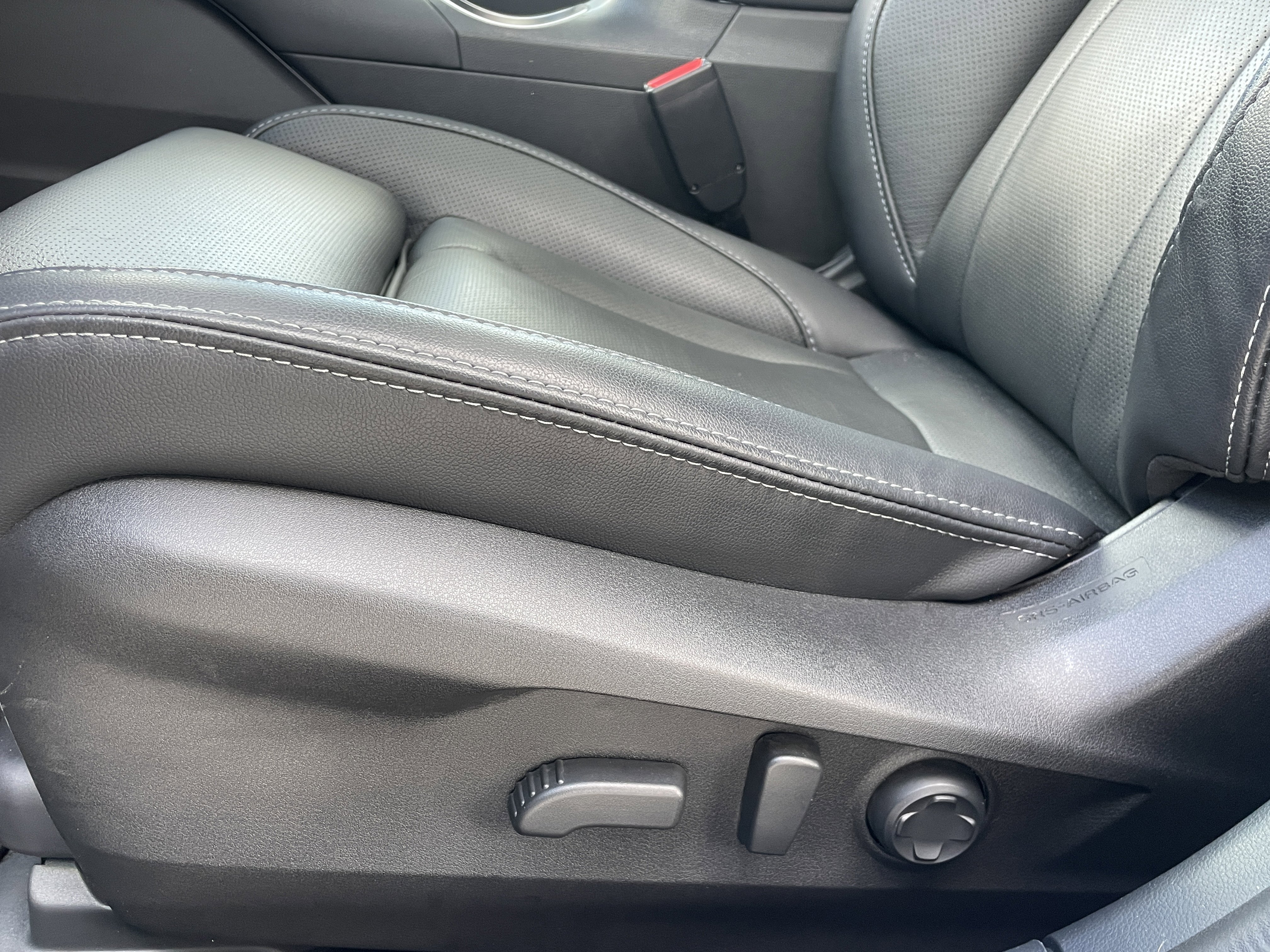 Certified 2025 Subaru Outback Touring w/ Tech Package 3 image 19