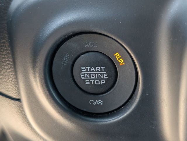 Used 2022 Jeep Wrangler Unlimited Rubicon w/ Trailer Tow Package image 23