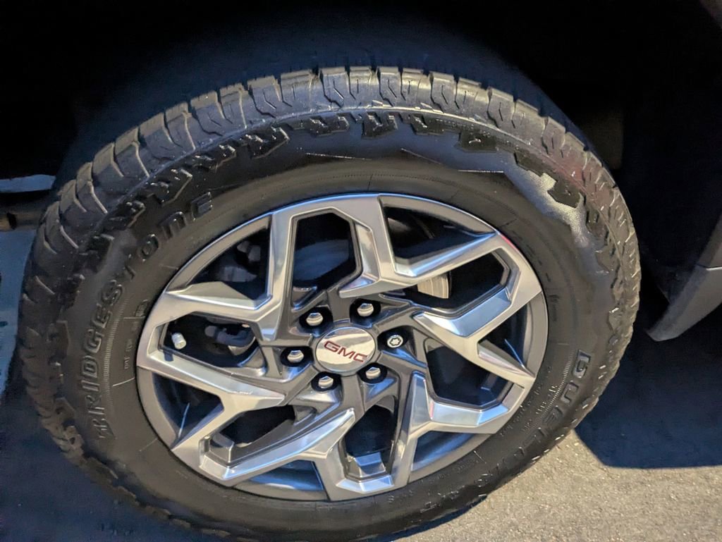 Used 2023 GMC Sierra 1500 SLT w/ SLT Premium Package image 8