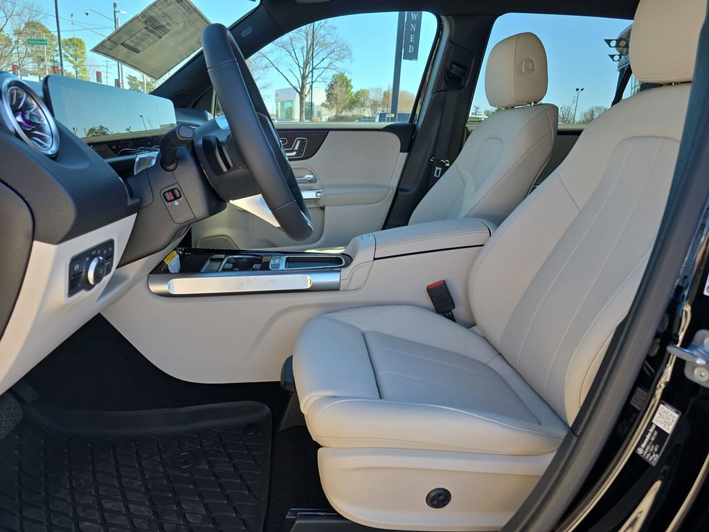 Used 2026 Mercedes-Benz GLB 250 GLB 250 image 10