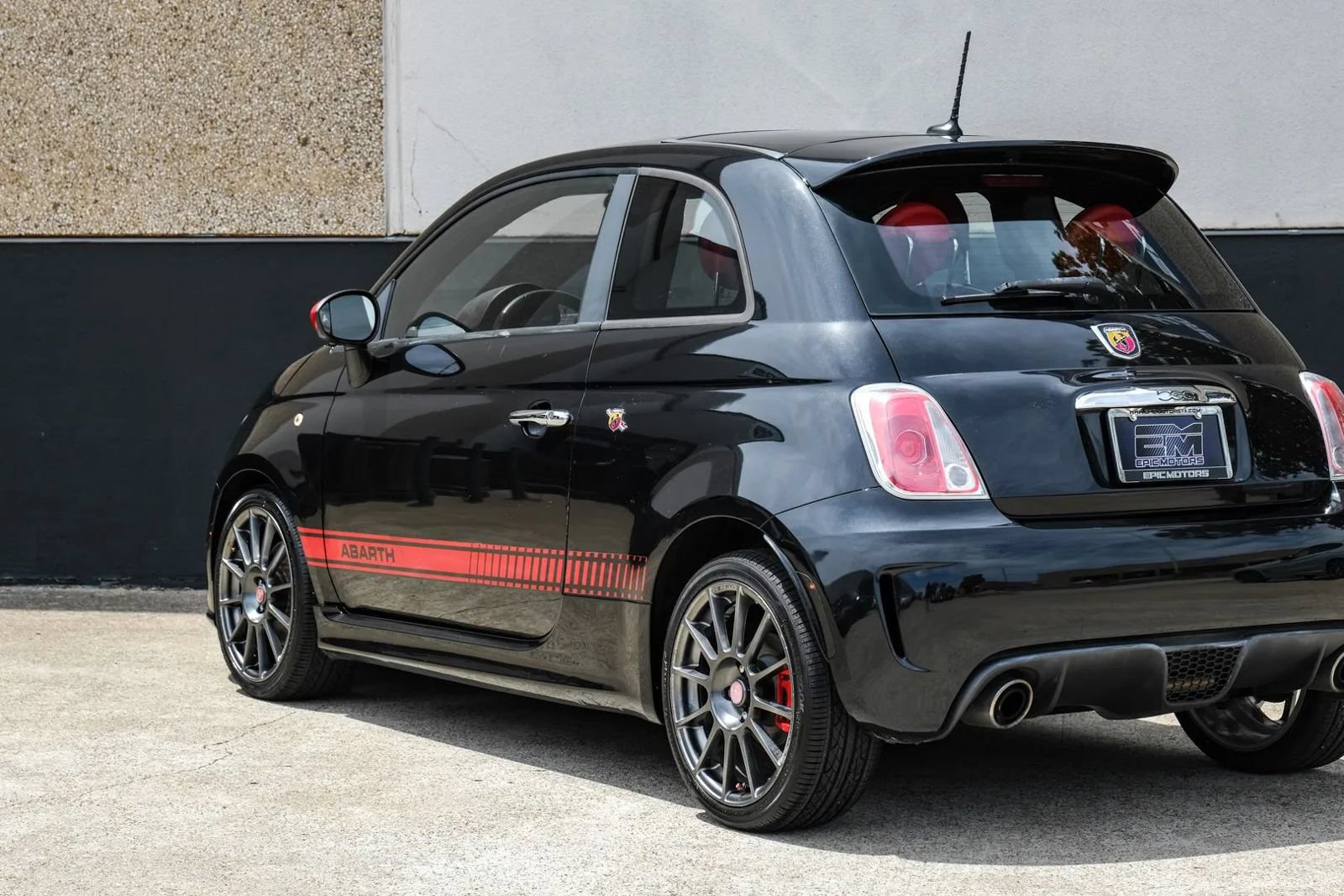 Used 2013 FIAT 500 Abarth w/ Comfort/Convenience Group FWD image 13