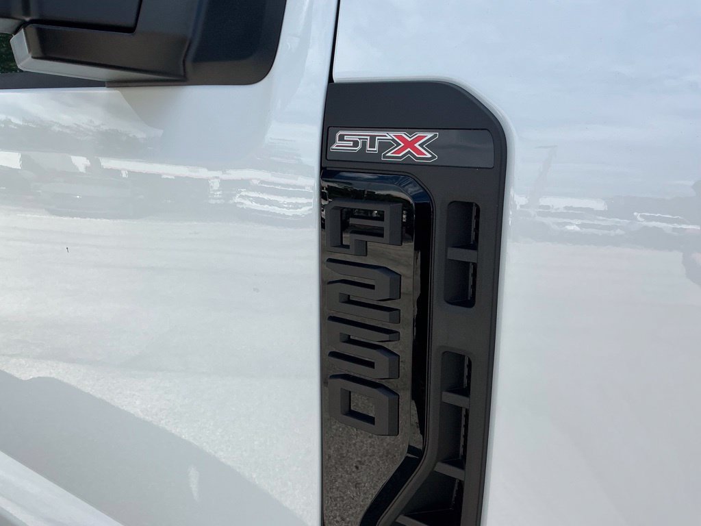 New 2027 Ford F250 XL w/ Tremor Off-Road Package AWD/4WD image 14