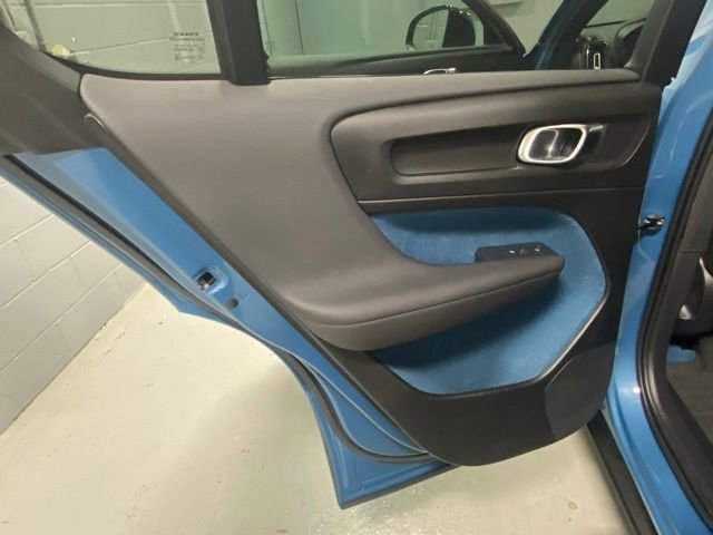 Certified 2023 Volvo C40 P8 Recharge Ultimate w/ Protection Package Premier image 7