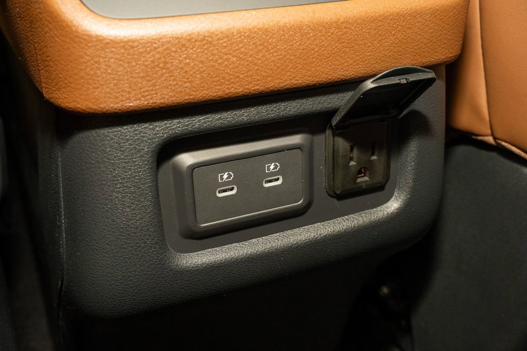 New 2026 Nissan Pathfinder Platinum image 10