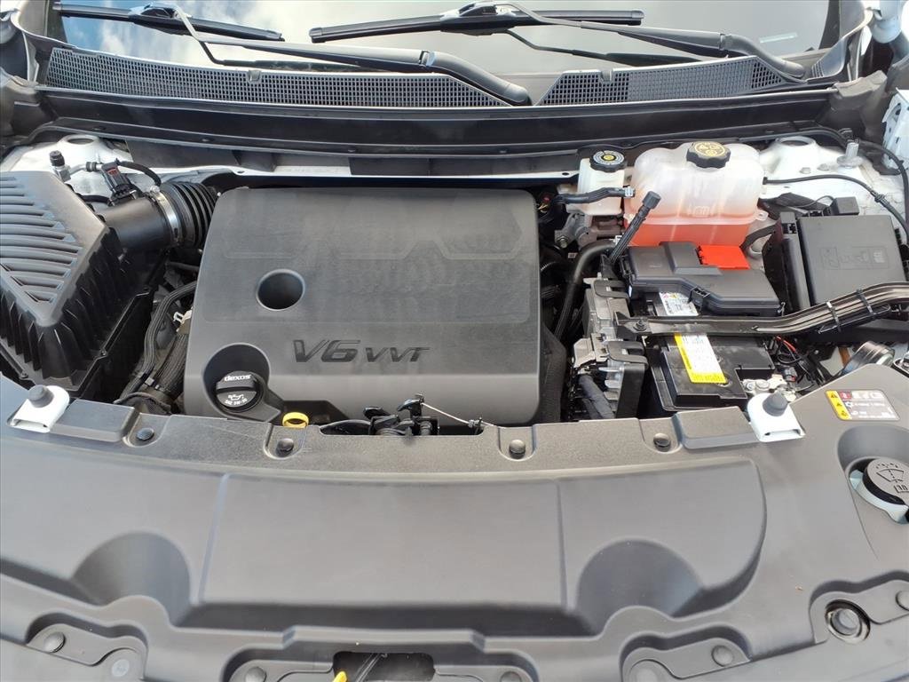 Used 2022 Chevrolet Traverse LT image 31