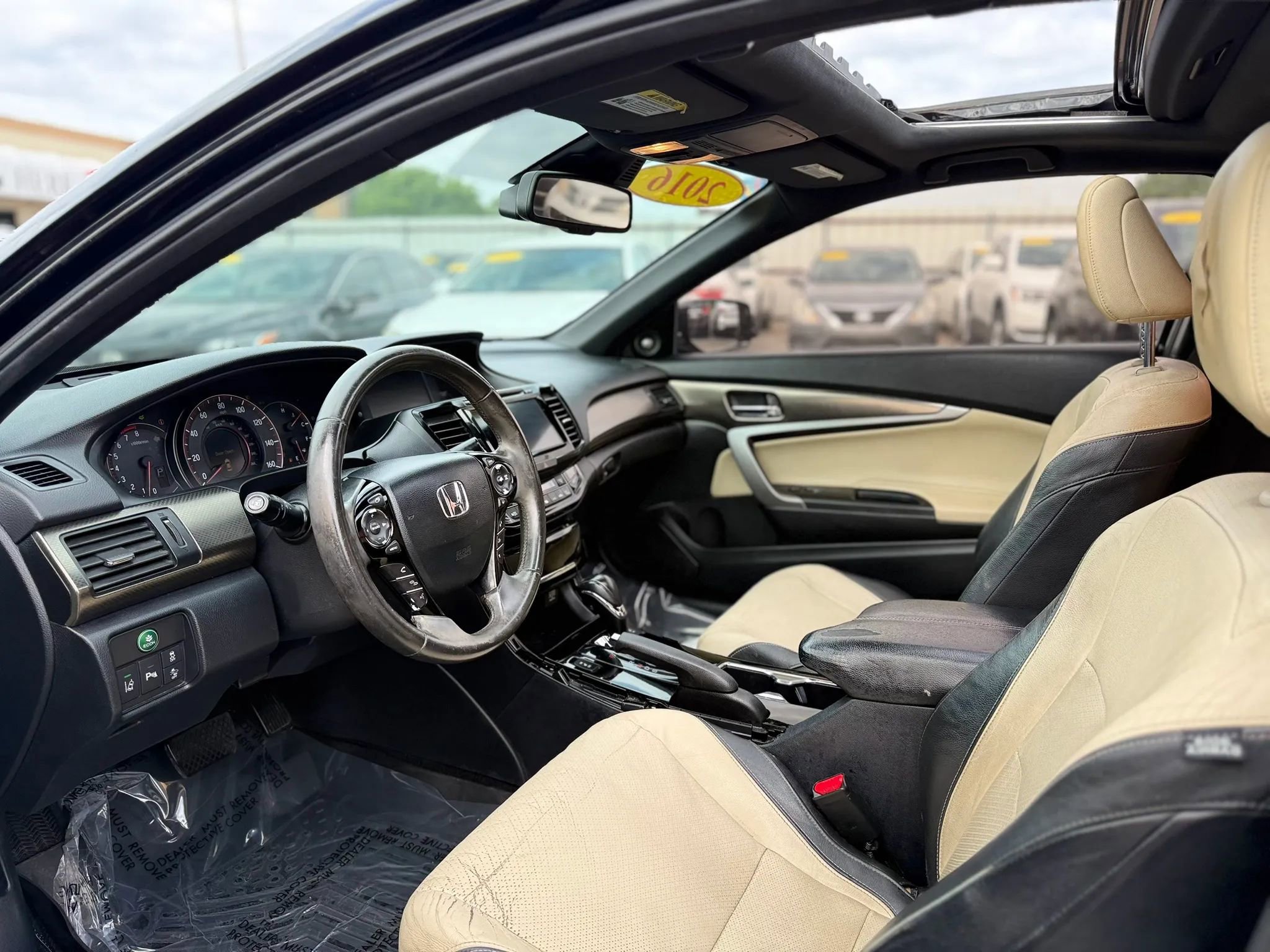 Used 2016 Honda Accord Touring image 43