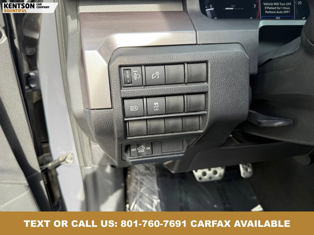 Used 2025 Toyota Tacoma 4x4 Double Cab image 20