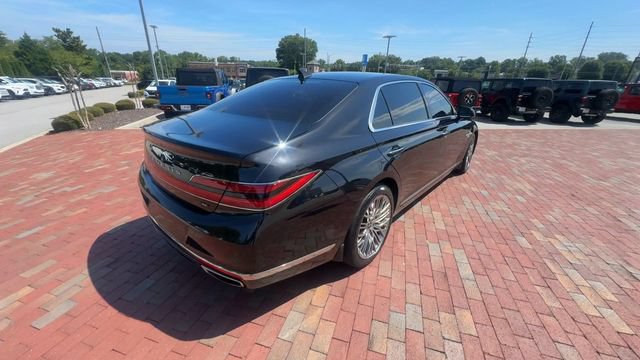 Used 2021 Genesis G90 5.0 Ultimate RWD image 2