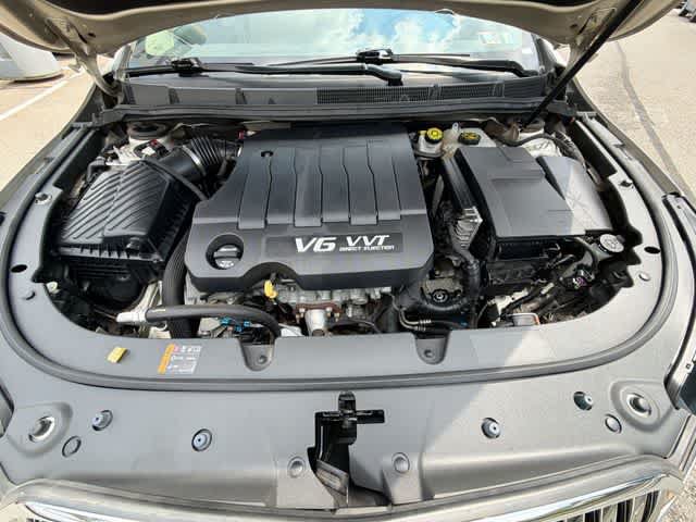 Used 2015 Buick LaCrosse Leather FWD image 25