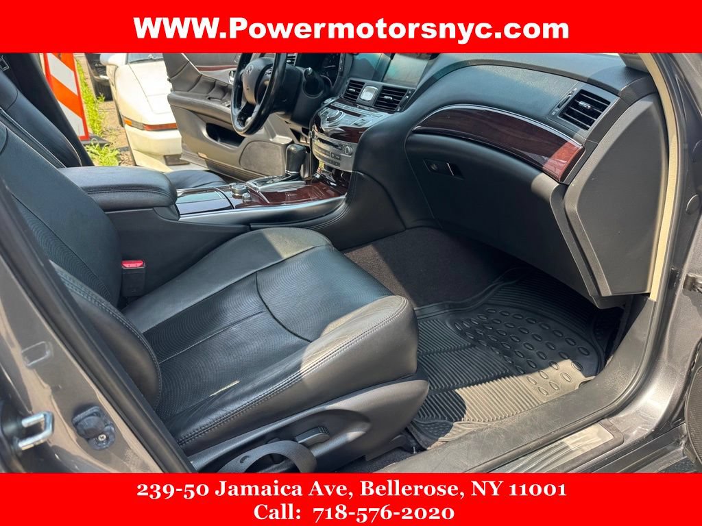 Used 2017 INFINITI Q70 3.7 AWD/4WD image 26