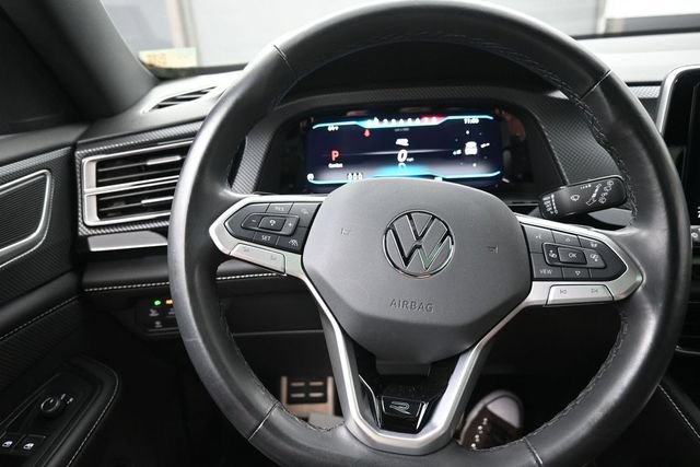 Used 2024 Volkswagen Atlas Cross Sport SEL R-Line AWD/4WD image 8