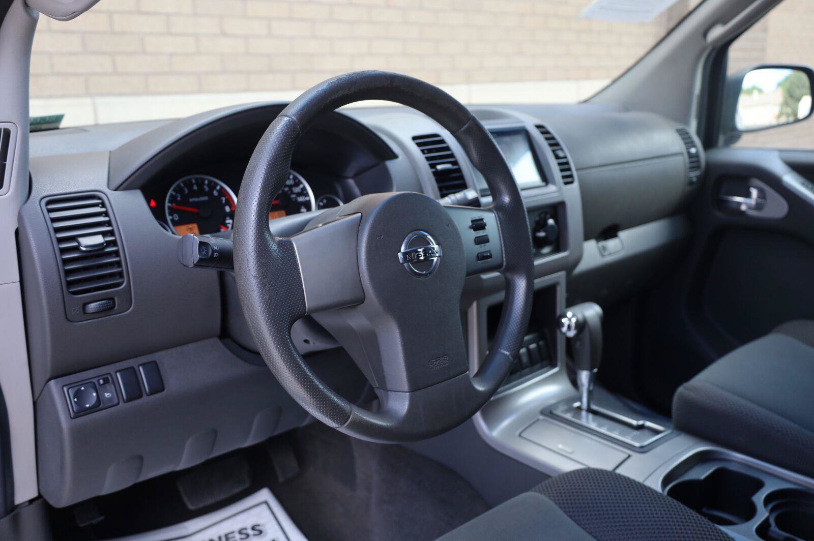 Used 2008 Nissan Pathfinder S AWD/4WD image 16