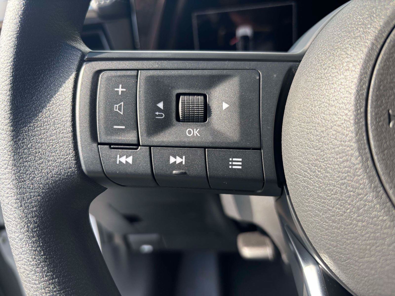 New 2026 Nissan Kicks SV w/ SV Premium Package AWD/4WD image 27