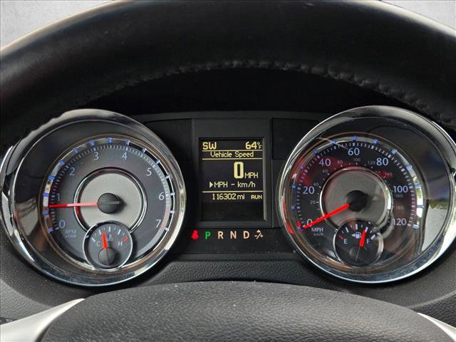 Used 2014 Chrysler Town & Country Touring FWD image 9