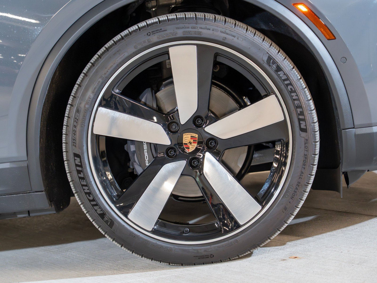 New 2026 Porsche Macan 4 Electric AWD/4WD image 11
