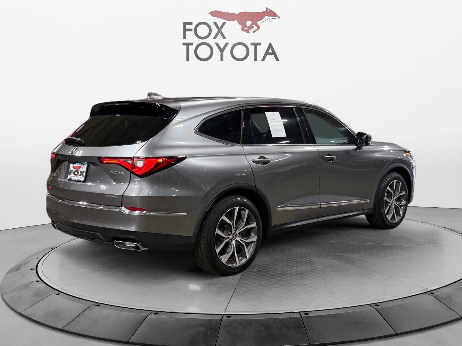 Used 2023 Acura MDX SH-AWD w/ Technology Package image 6