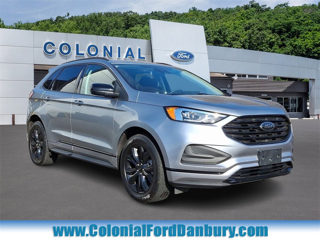 Certified 2022 Ford Edge SE w/ Black Appearance Package image 1