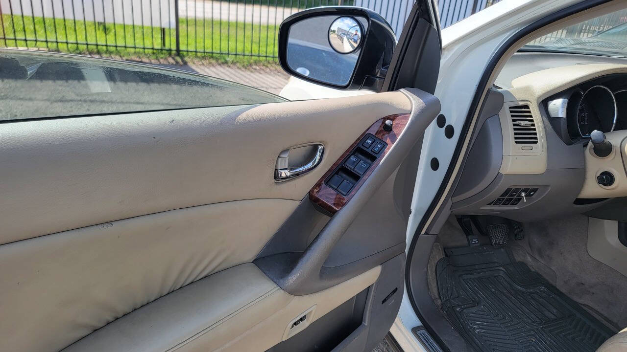 Used 2010 Nissan Murano LE w/ Navigation Pkg AWD/4WD image 25