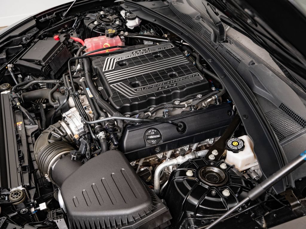 Used 2021 Chevrolet Camaro ZL1 RWD image 46