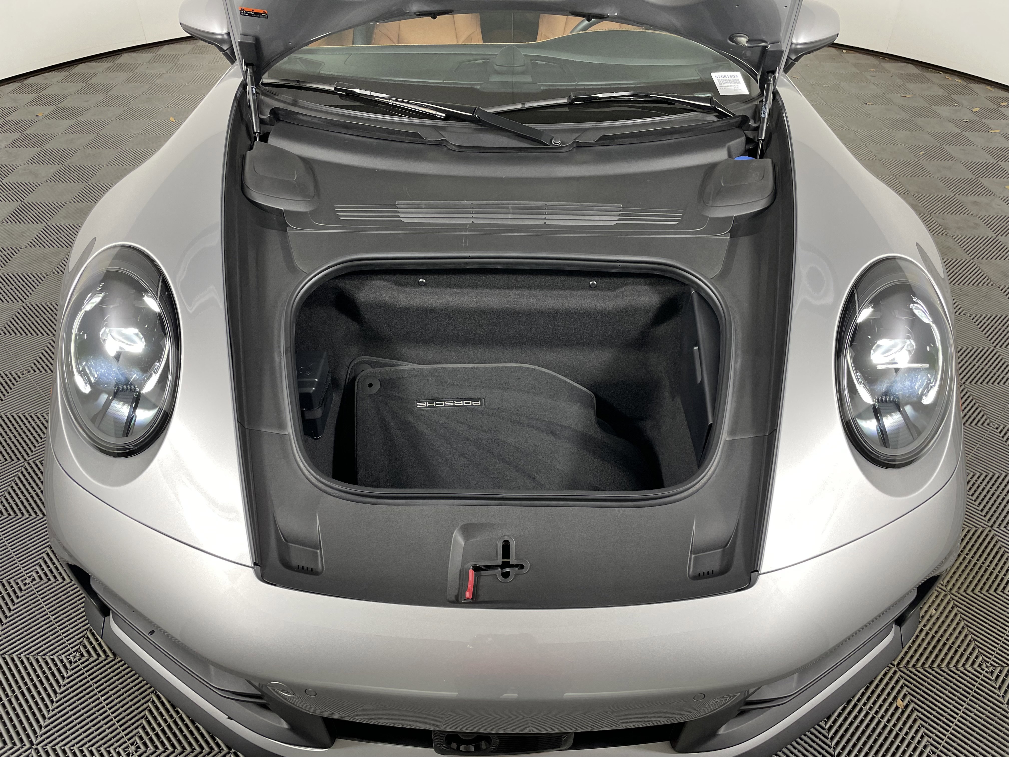 Certified 2025 Porsche 911 Carrera image 22