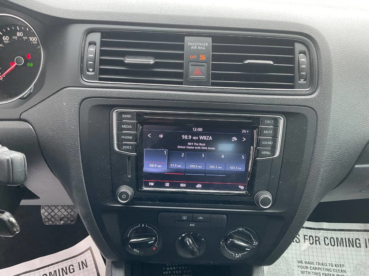 Used 2016 Volkswagen Jetta S image 18