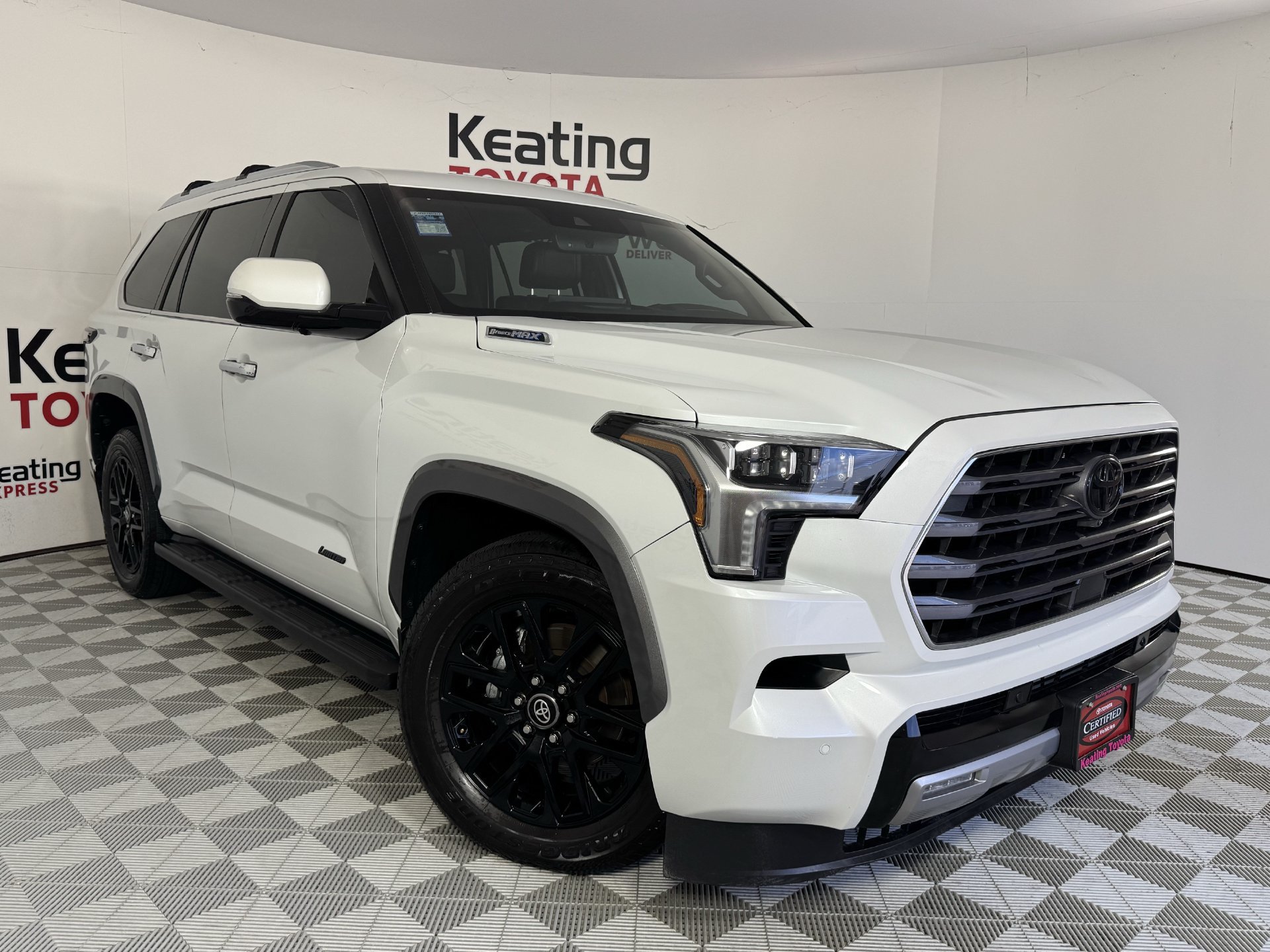 Certified 2025 Toyota Sequoia Limited AWD/4WD image 3
