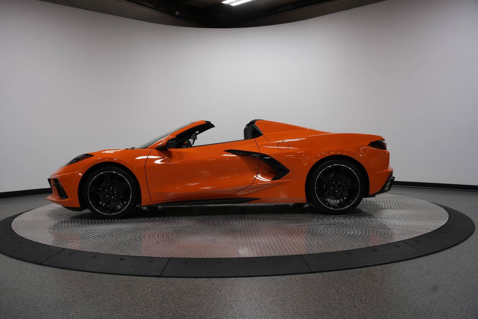 Certified 2024 Chevrolet Corvette Stingray Convertible w/ 1LT RWD image 7