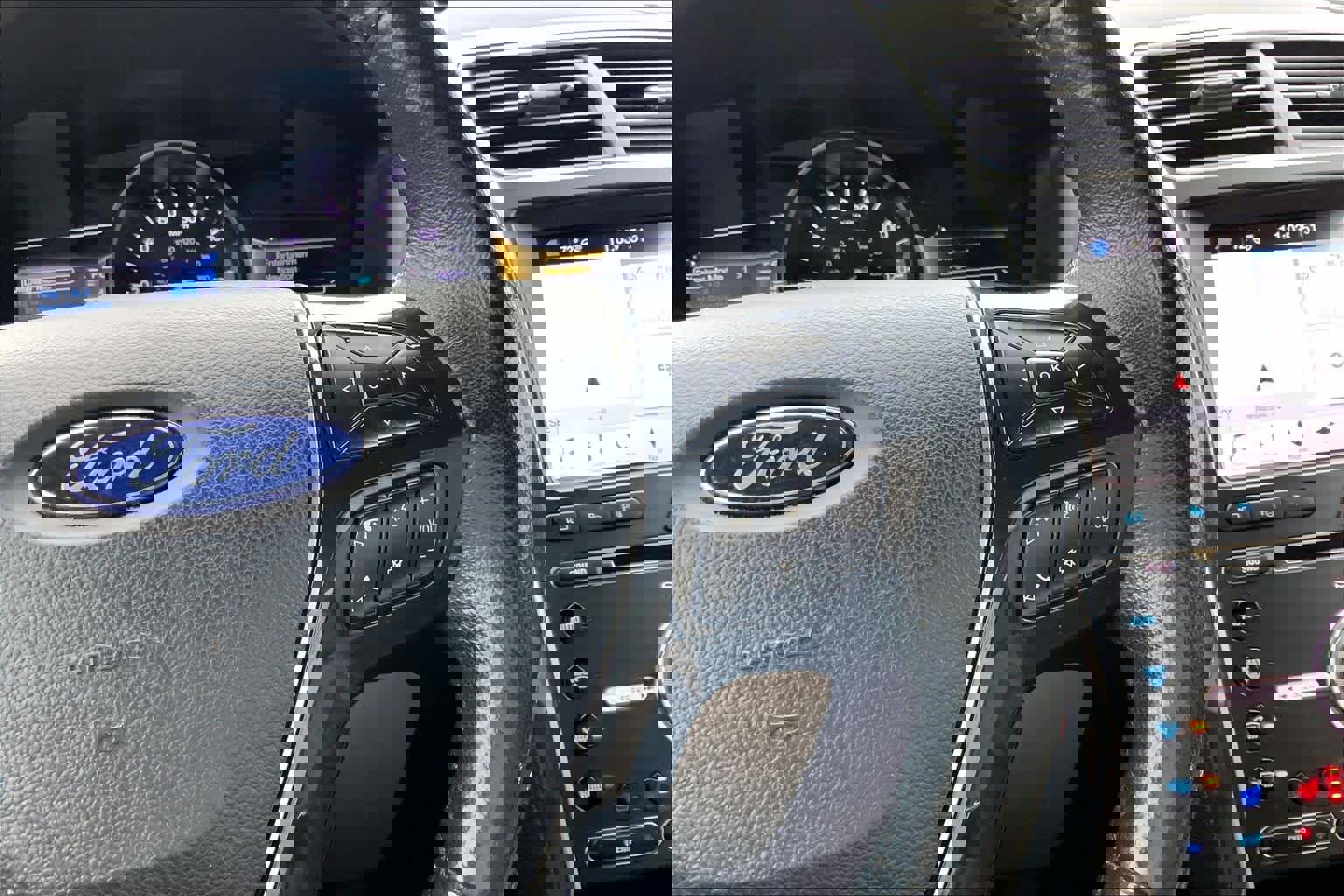 Used 2017 Ford Explorer Limited w/ Equipment Group 301A image 24