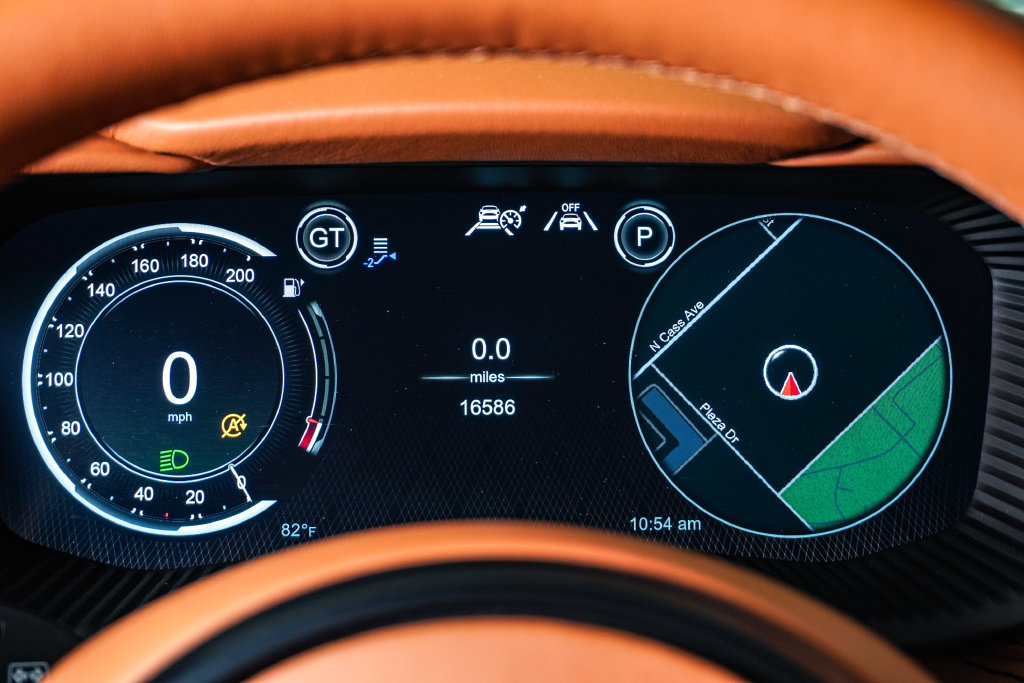 Used 2023 Aston Martin DBX AWD/4WD image 26
