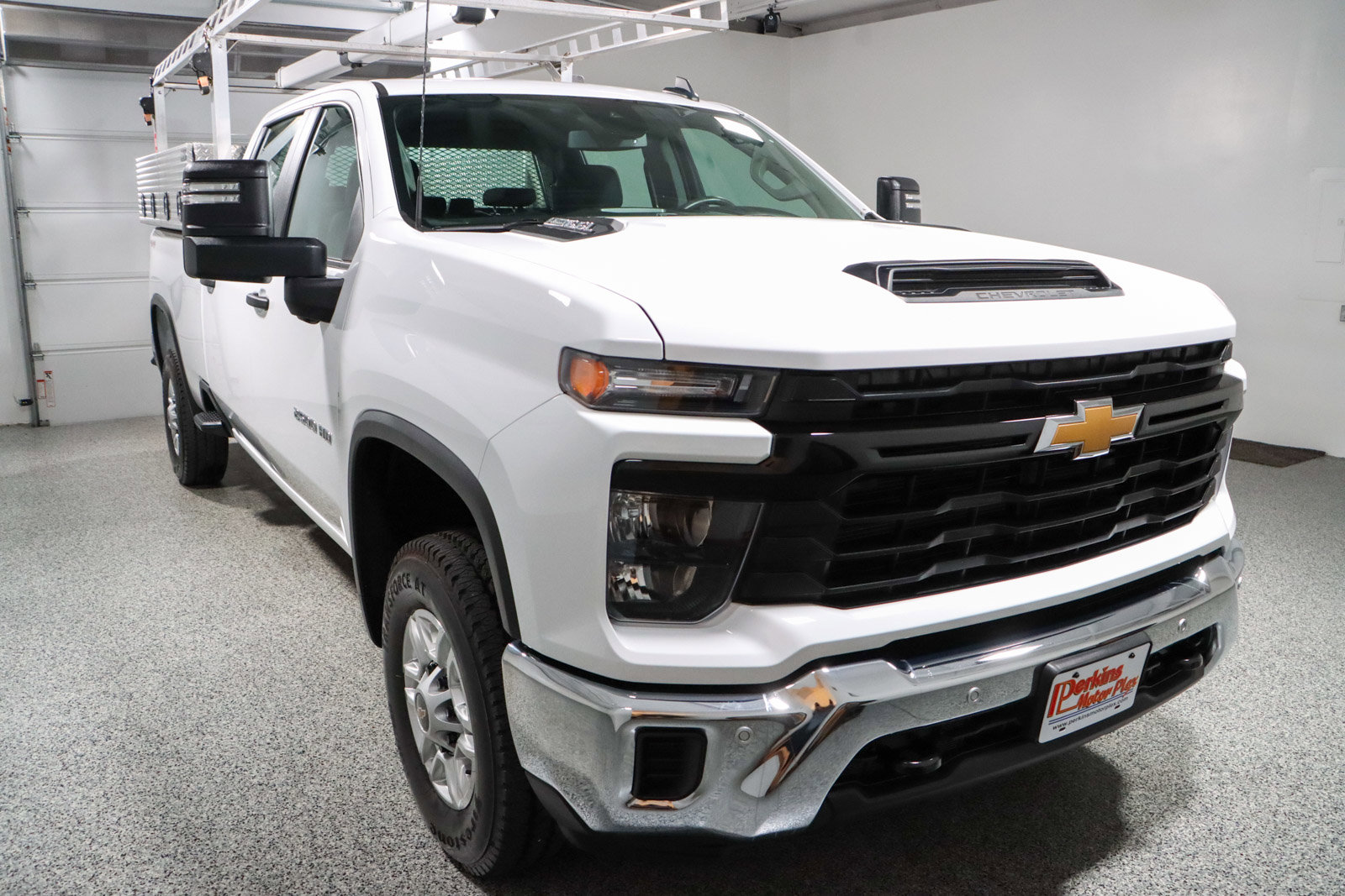 Used 2025 Chevrolet Silverado 2500 W/T w/ WT/CX Safety Package image 5