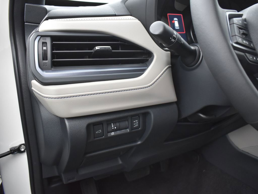 New 2025 Subaru Forester Limited image 9