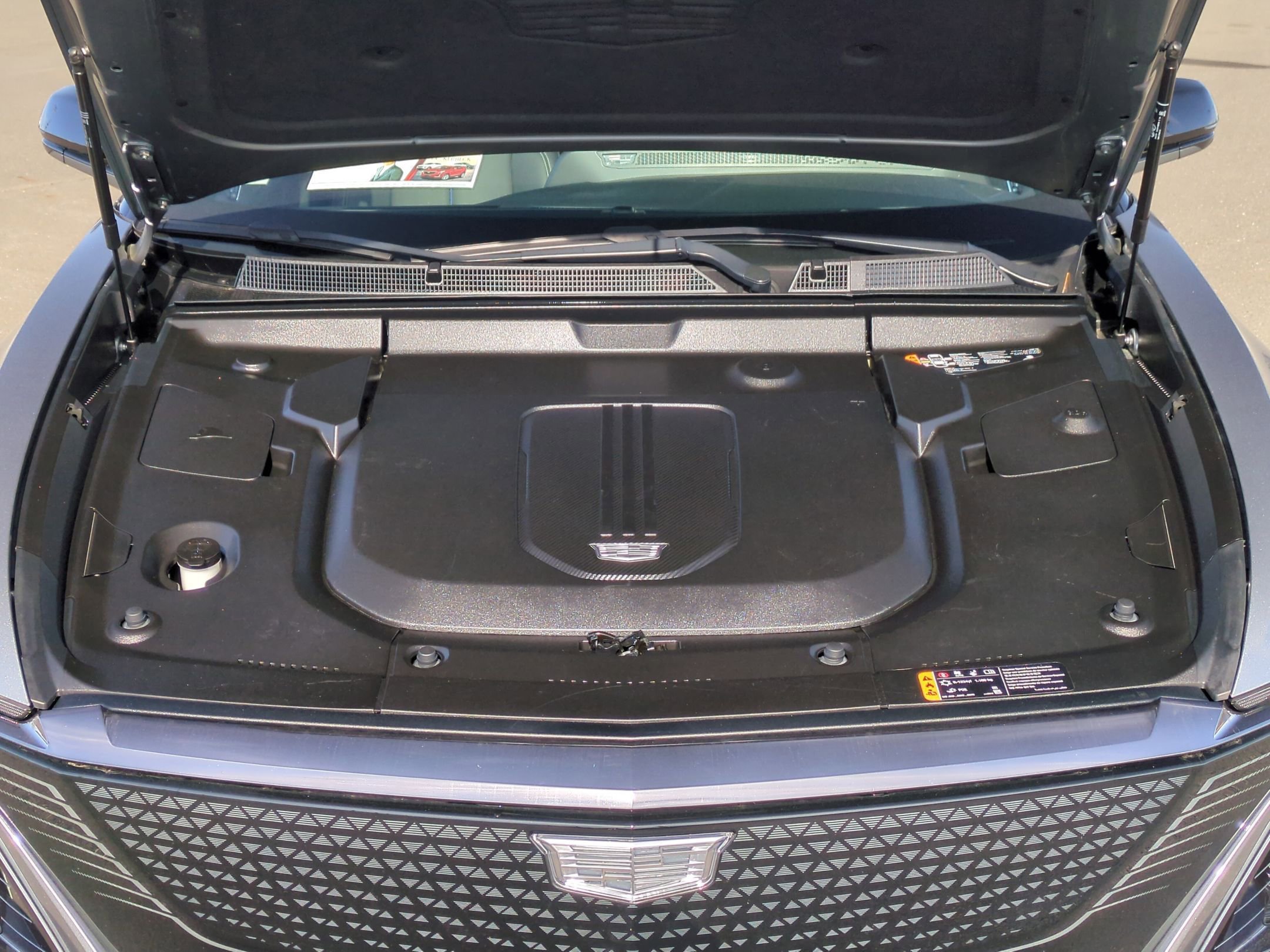Certified 2024 Cadillac Lyriq Sport AWD/4WD image 31