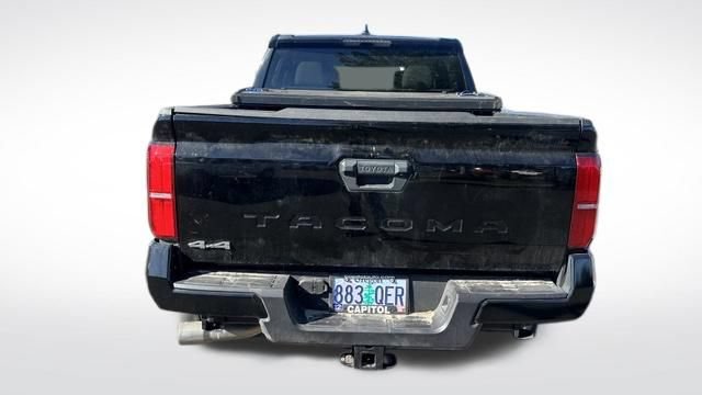 Used 2024 Toyota Tacoma SR5 AWD/4WD image 6