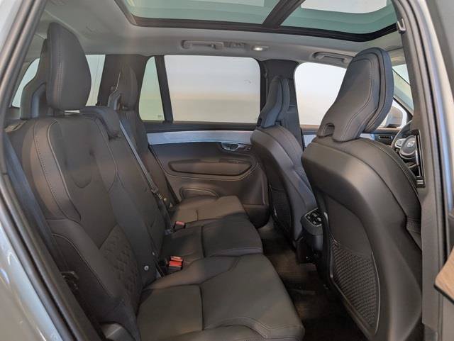 New 2026 Volvo XC90 B6 Plus w/ Protection Package Premier AWD/4WD image 26