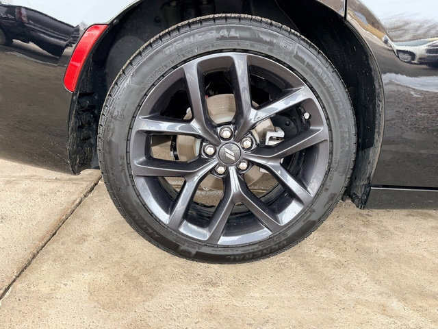 Used 2023 Dodge Charger SXT w/ Blacktop Package image 14