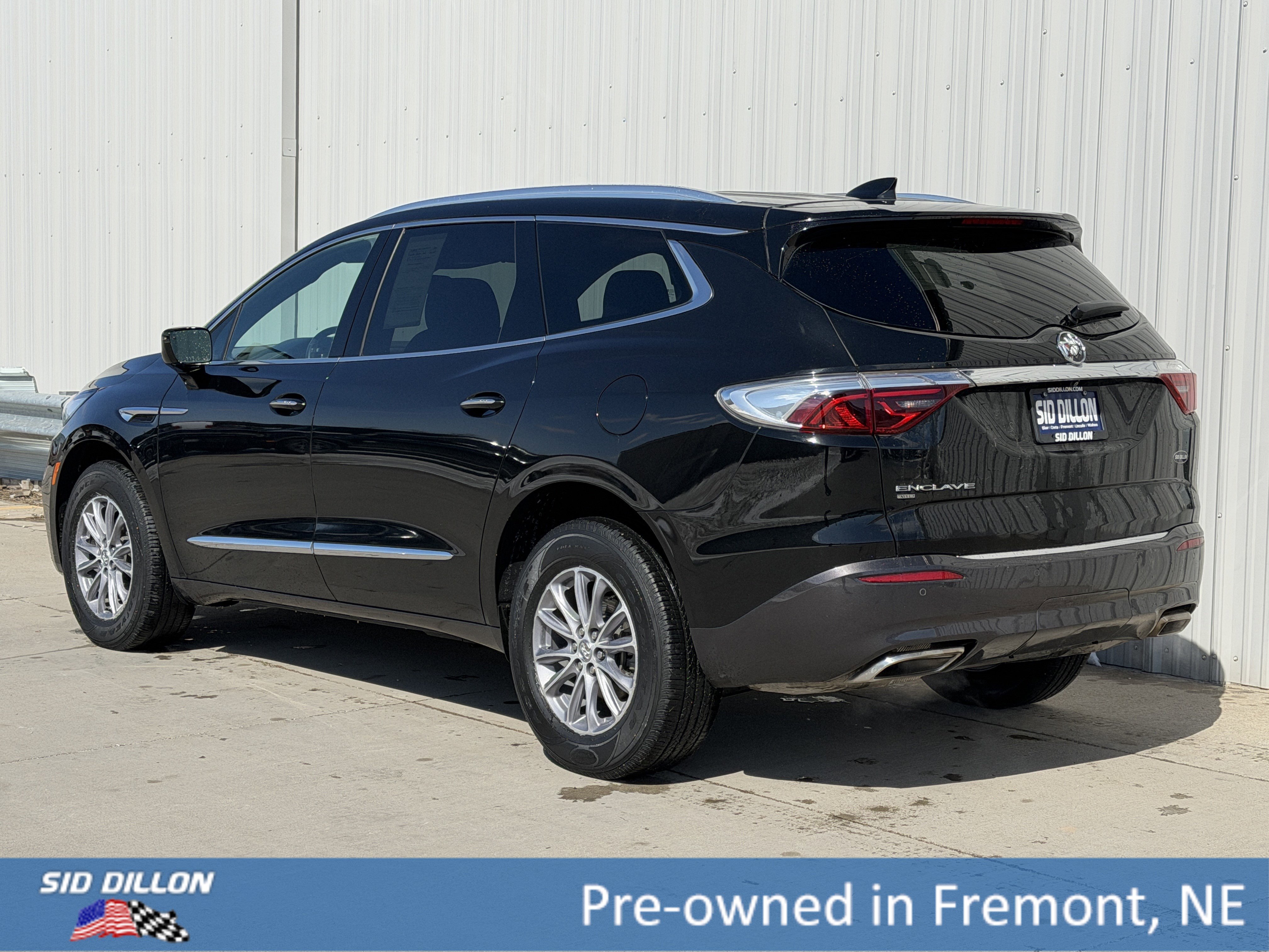 Certified 2023 Buick Enclave Essence w/ Trailering Package, 5000 lbs. AWD/4WD image 7
