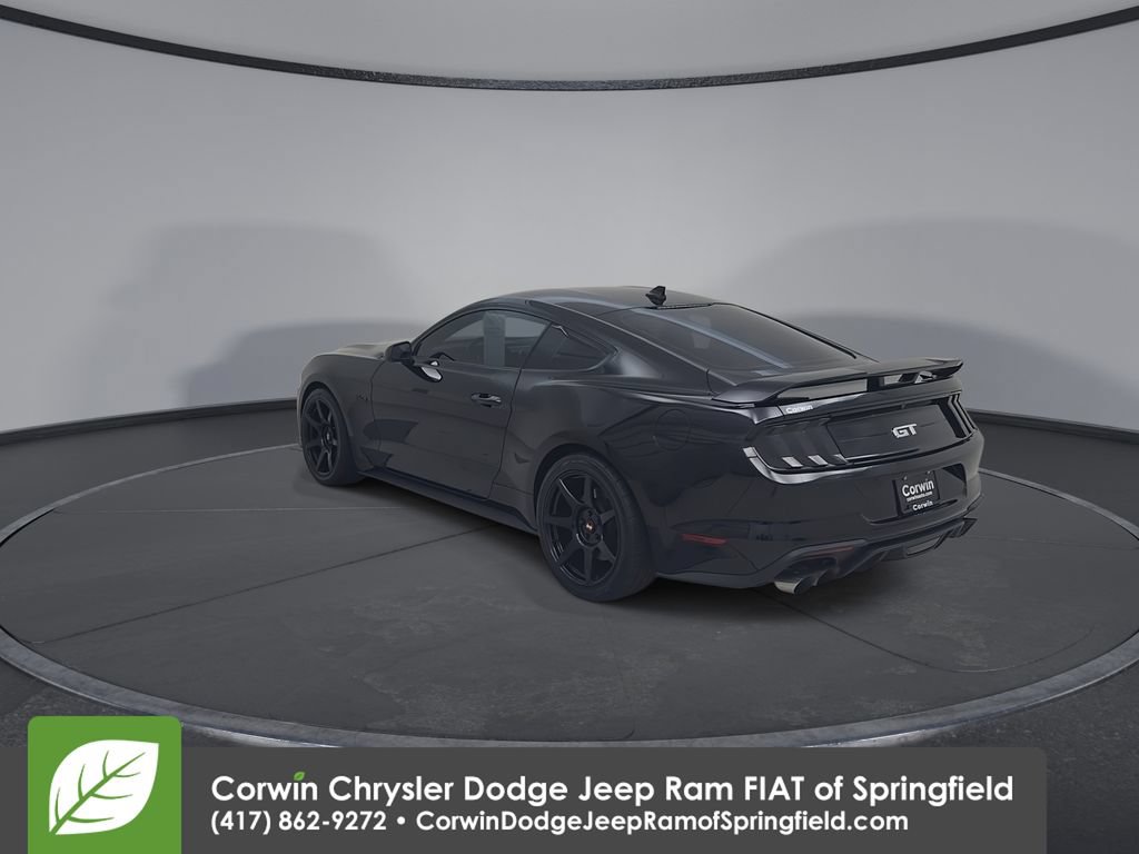 Used 2021 Ford Mustang GT w/ GT Performance Package RWD image 11