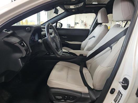 Used 2020 Lexus UX 250h w/ Accessory Package 2 AWD/4WD image 4