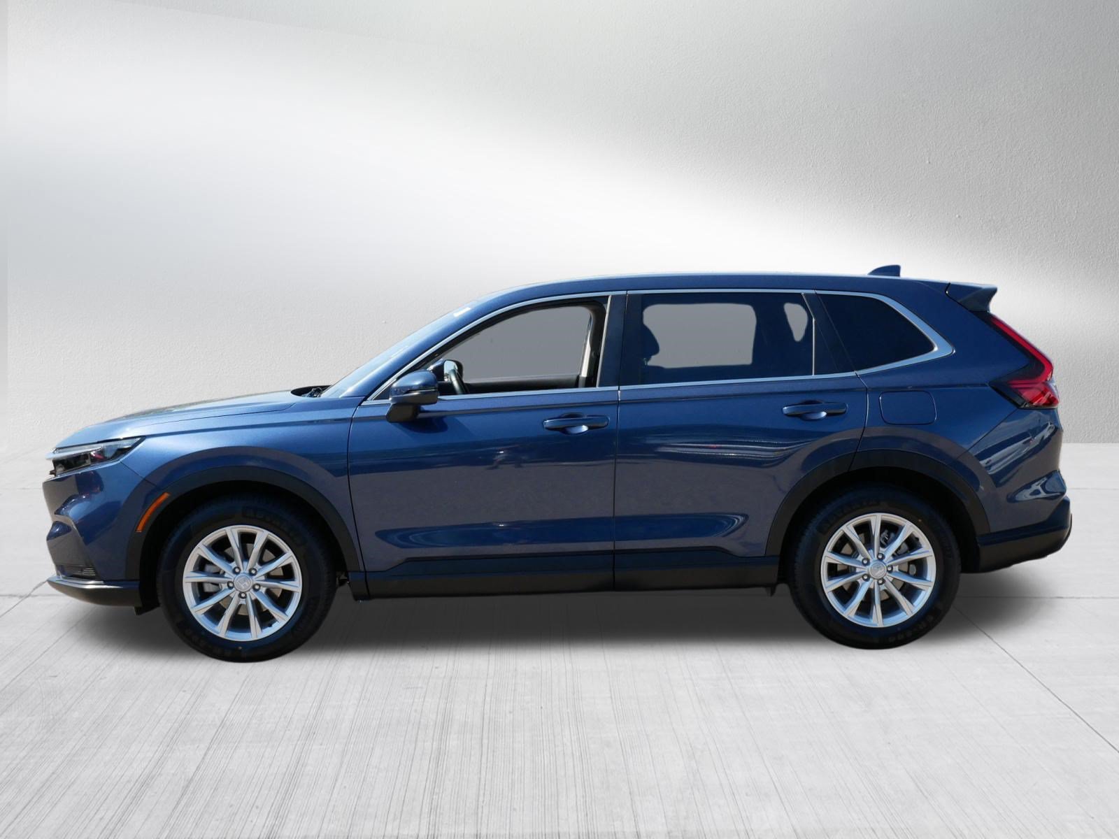 Used 2025 Honda CR-V EX-L image 4