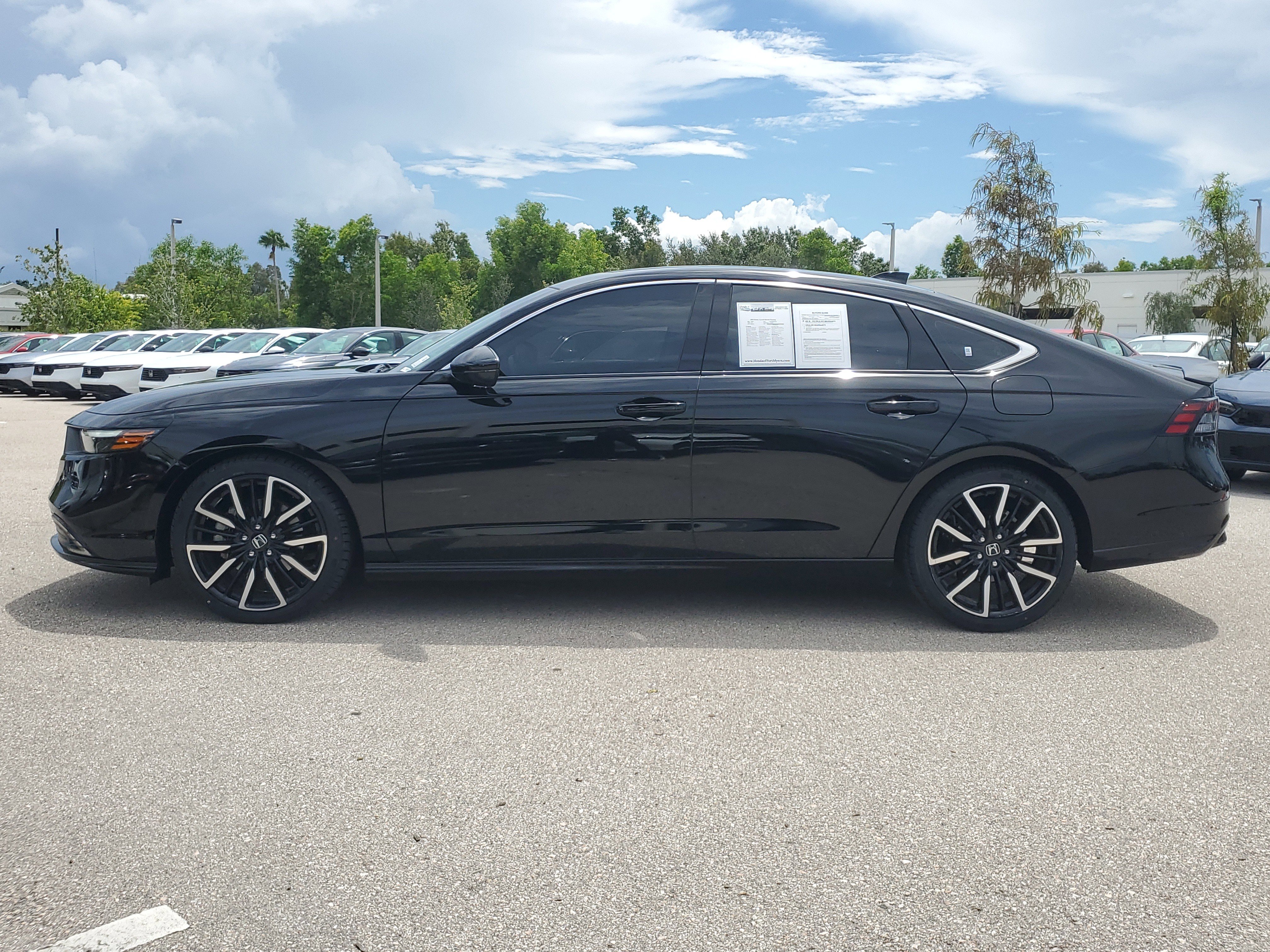 Used 2024 Honda Accord Touring image 8